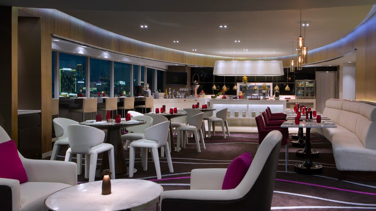 Restaurant at Le Meridien Saigon