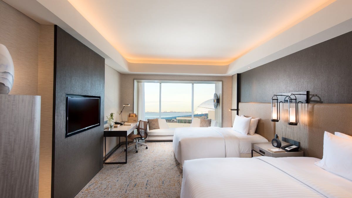 Schlafzimmer im Conrad Manila