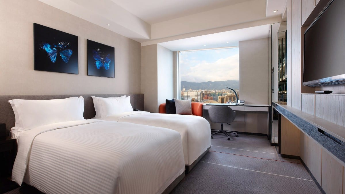 Bedroom at Humble House Taipei, Curio Collection by Hilton