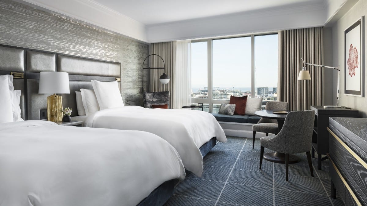 Bedroom at Four Seasons Hotel San Francisco