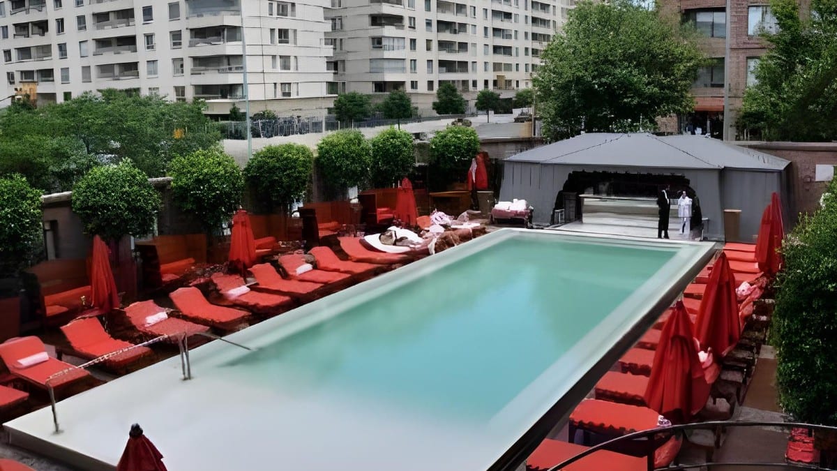 Pool im Faena Hotel Buenos Aires