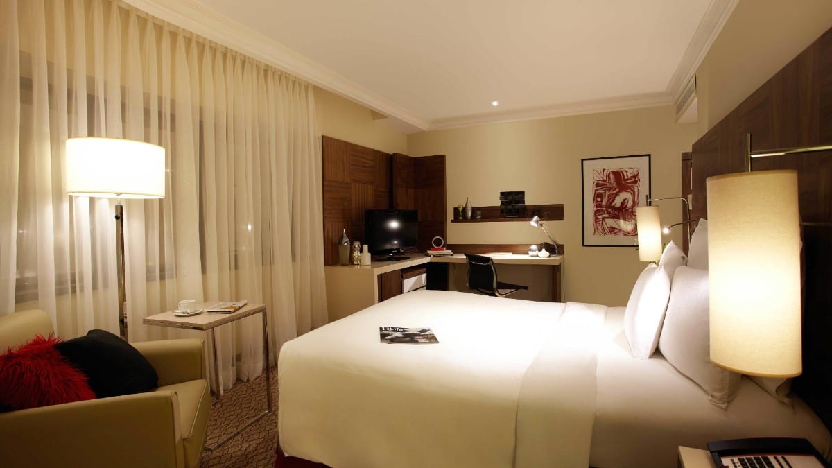 Bedroom at Renaissance São Paulo Hotel
