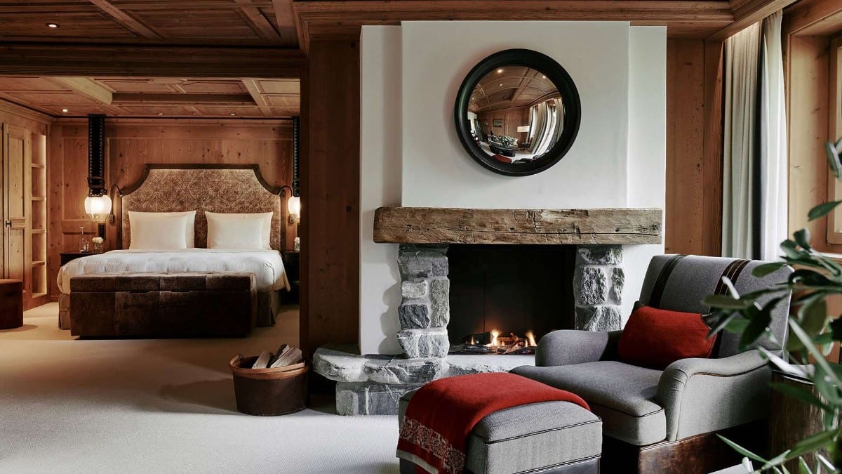 Schlafzimmer im The Alpina Gstaad