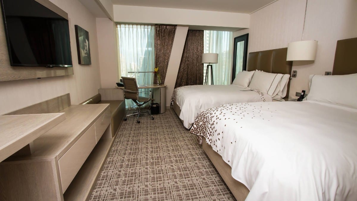 Schlafzimmer im Renaissance Santiago Hotel