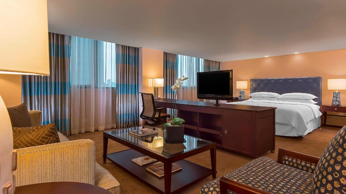 Schlafzimmer im Sheraton Maria Isabel Mexico City Reforma