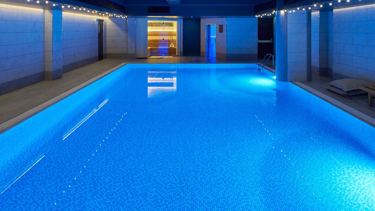 Pool im Kimpton CHARLOTTE SQUARE by IHG