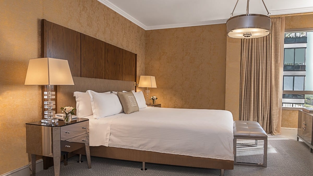 Schlafzimmer im Alvear Icon Hotel