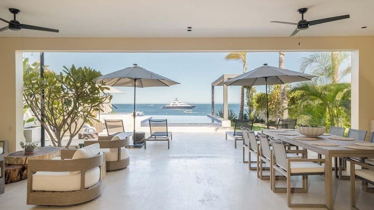 Restaurant im 1 Homes Preview Cabo