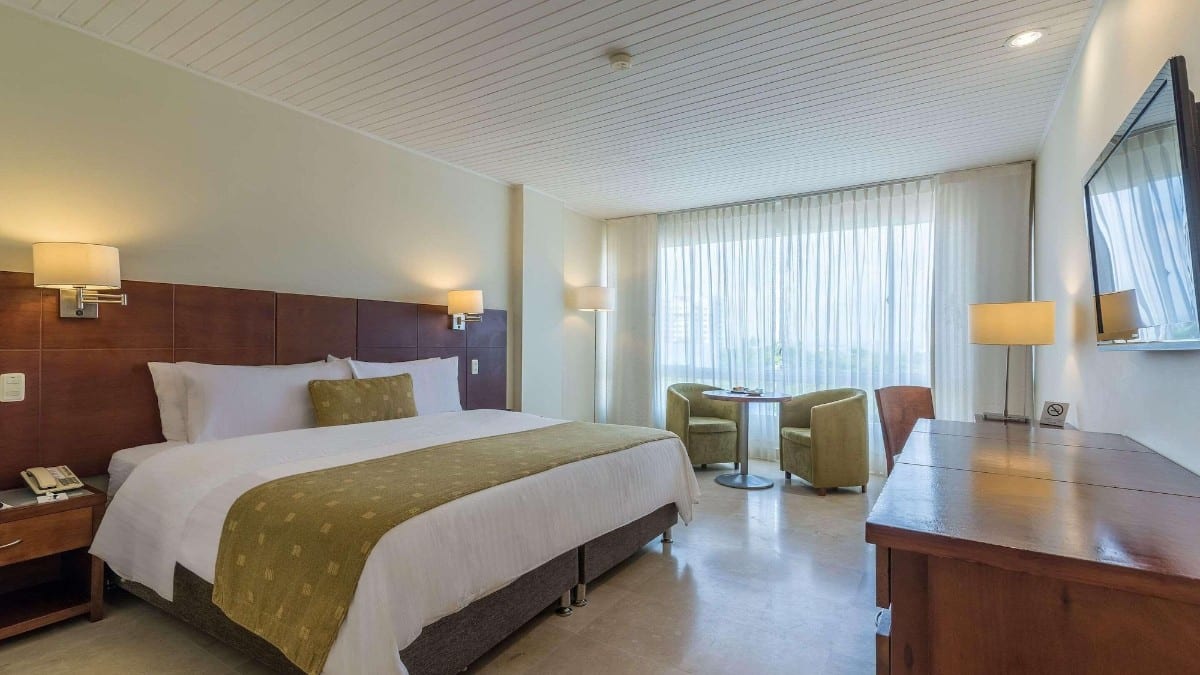 Schlafzimmer im Hotel Caribe by Faranda Grand, a Member of Radisson Individuals