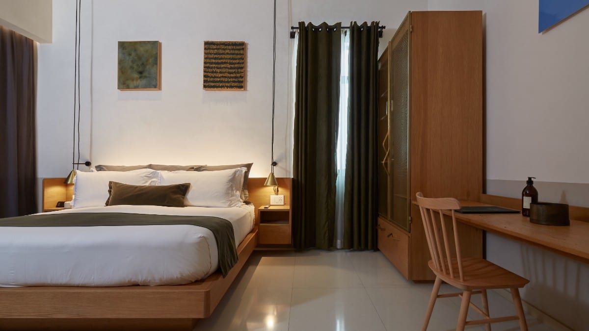 Schlafzimmer im Umbral, a Curio Collection by Hilton