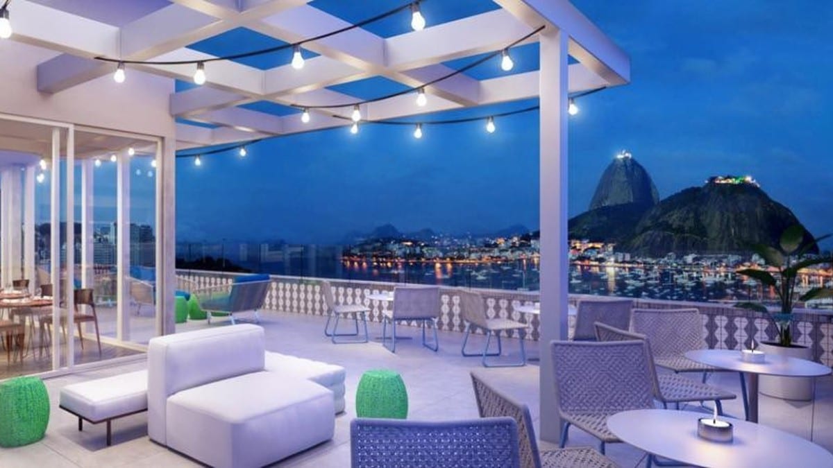 Rooftop bar at YOO2 RIO DE JANEIRO, TAPESTRY COLLECTION BY HILTON