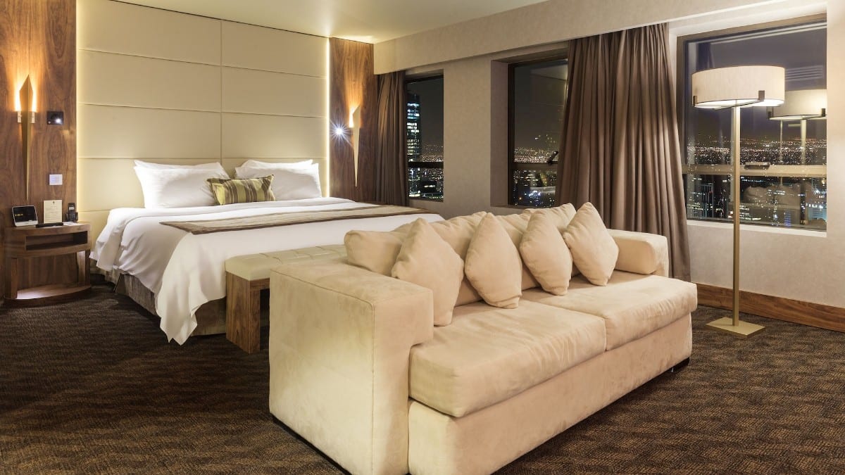 Schlafzimmer im Regal Pacific Hotel Santiago