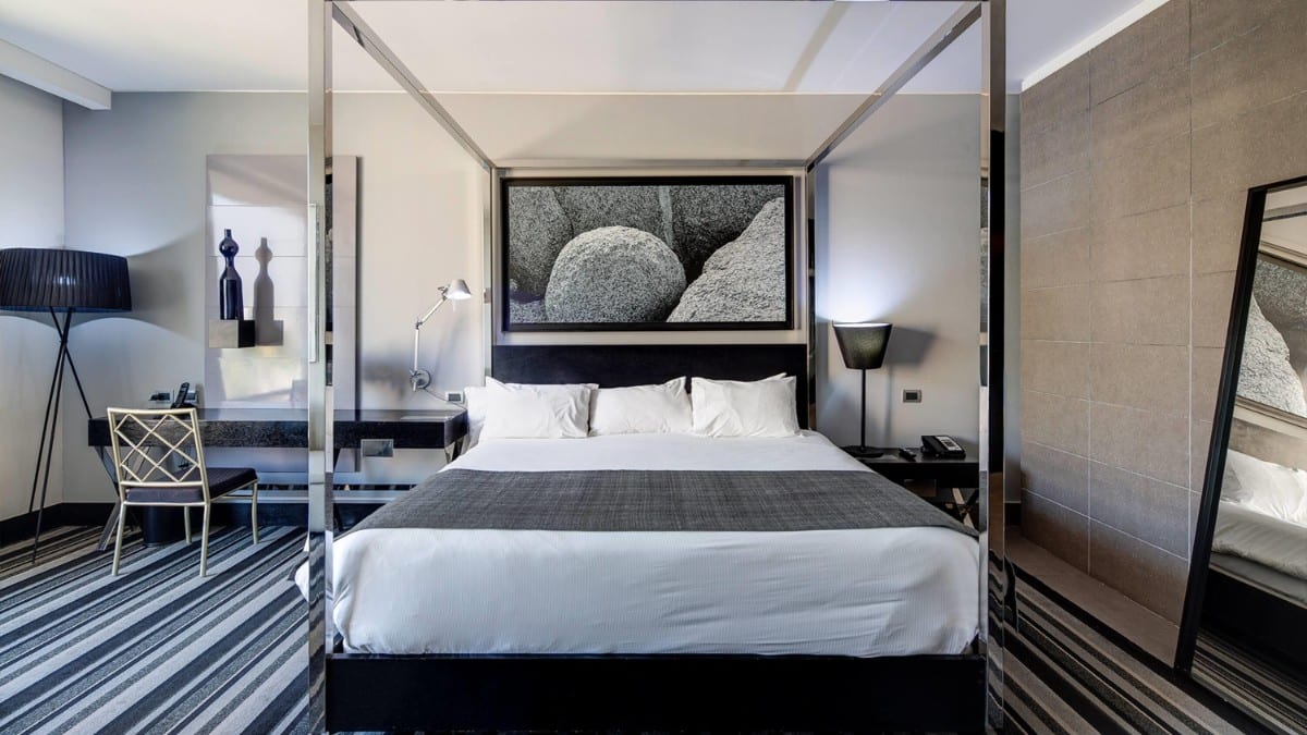 Schlafzimmer im Wyndham Santiago Pettra
