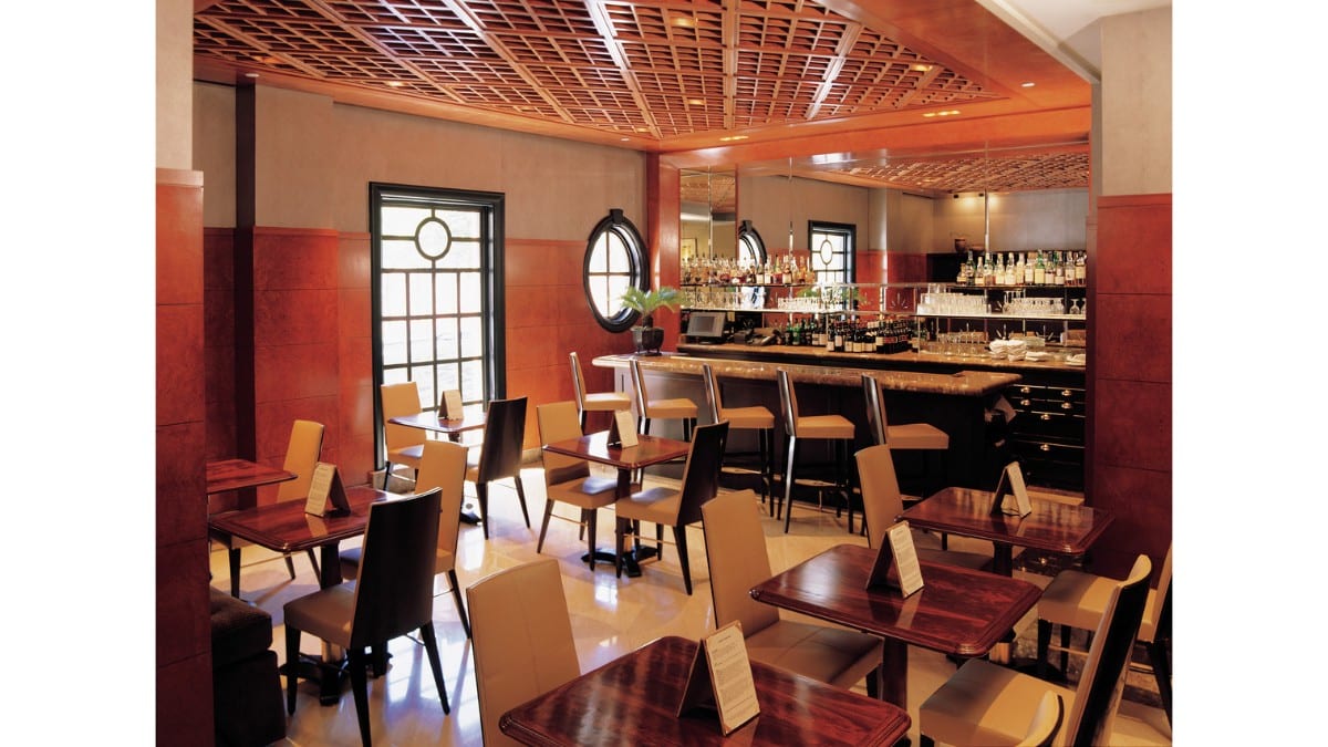 Retaurant at Taj Campton Place