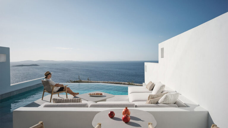 Deos Mykonos – A Myconian Collection Hotel