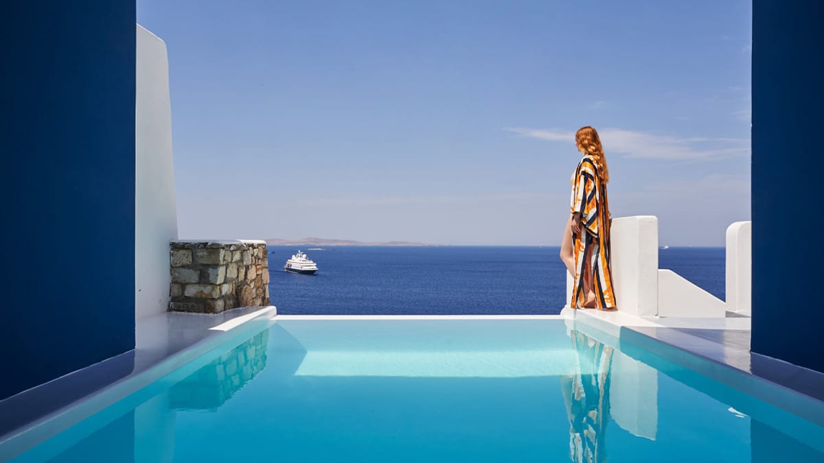 Kouros Hotel & Suites