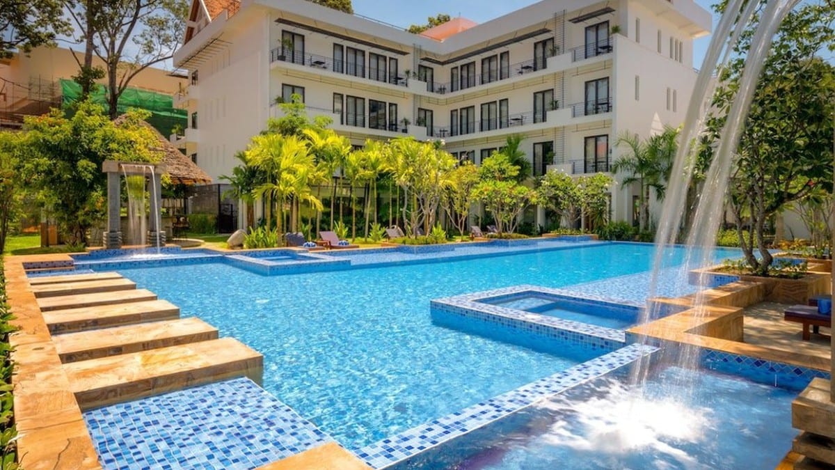 Pool at Koulen Hotel