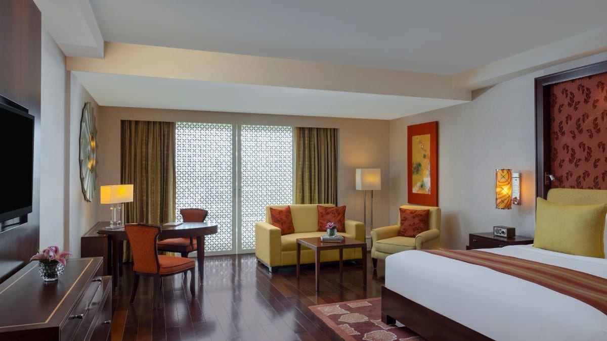 Schlafzimmer im The Ritz-Carlton, Bangalore