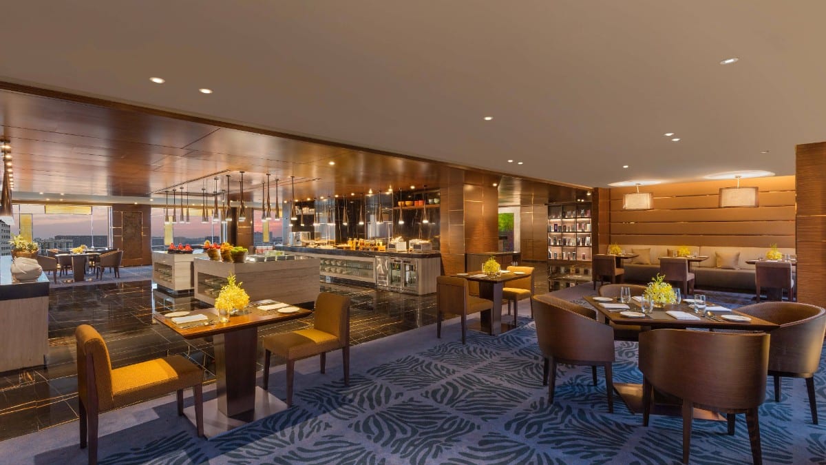 Restaurant im Sheraton Grand Bengaluru Whitefield Hotel & Convention Center
