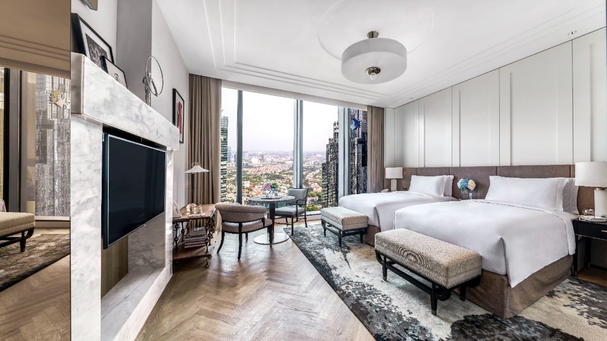 Bedroom at The Langham, Jakarta