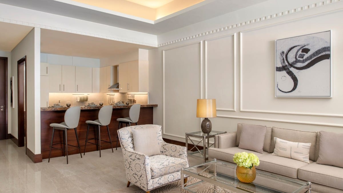 Schlafzimmer im The St. Regis Marsa Arabia Island, the Pearl Qatar