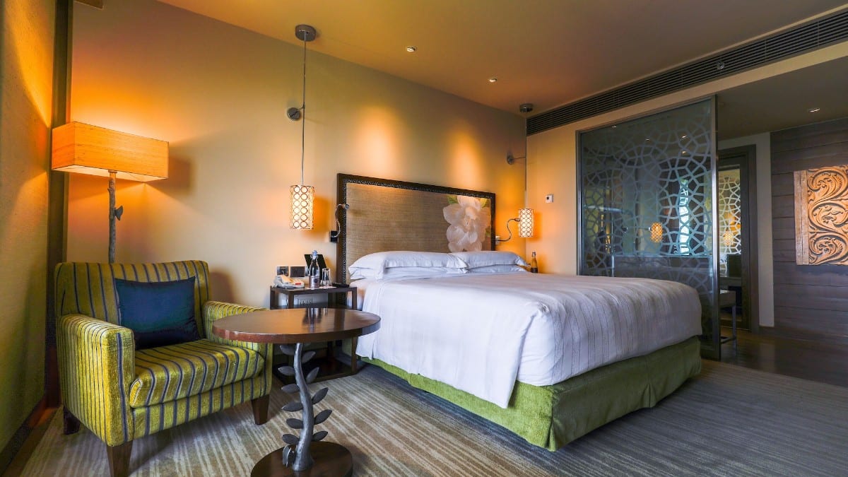 Schlafzimmer im ITC Gardenia, a Luxury Collection Hotel, Bengaluru