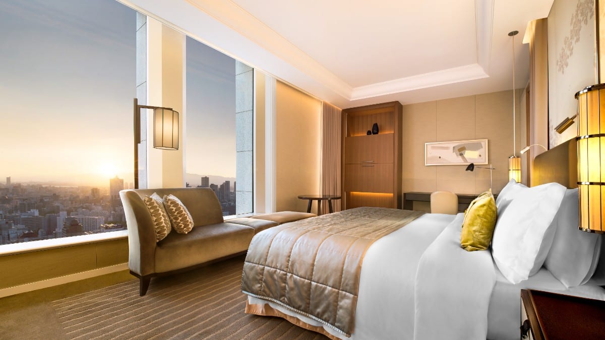 Schlafzimmer im The St. Regis Osaka