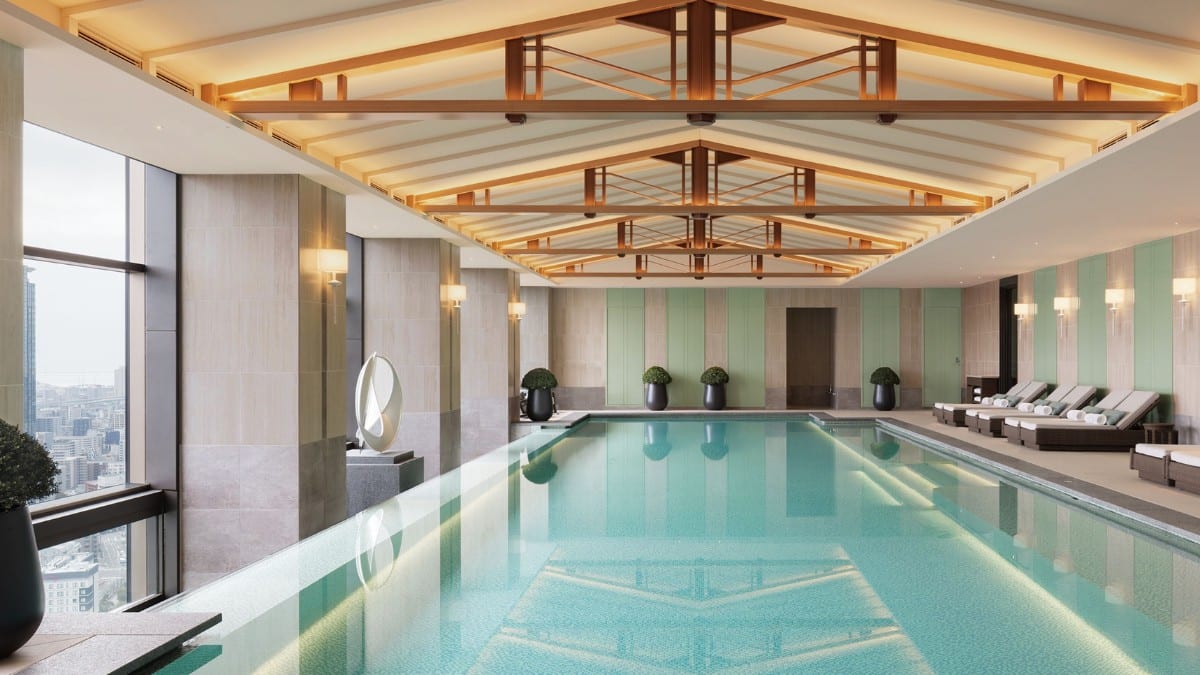 Pool im Waldorf Astoria Osaka