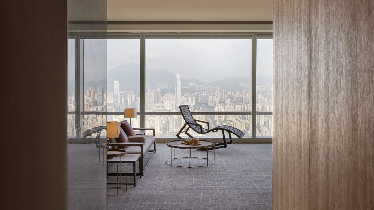 Bedroom at Mandarin Oriental Shenzhen