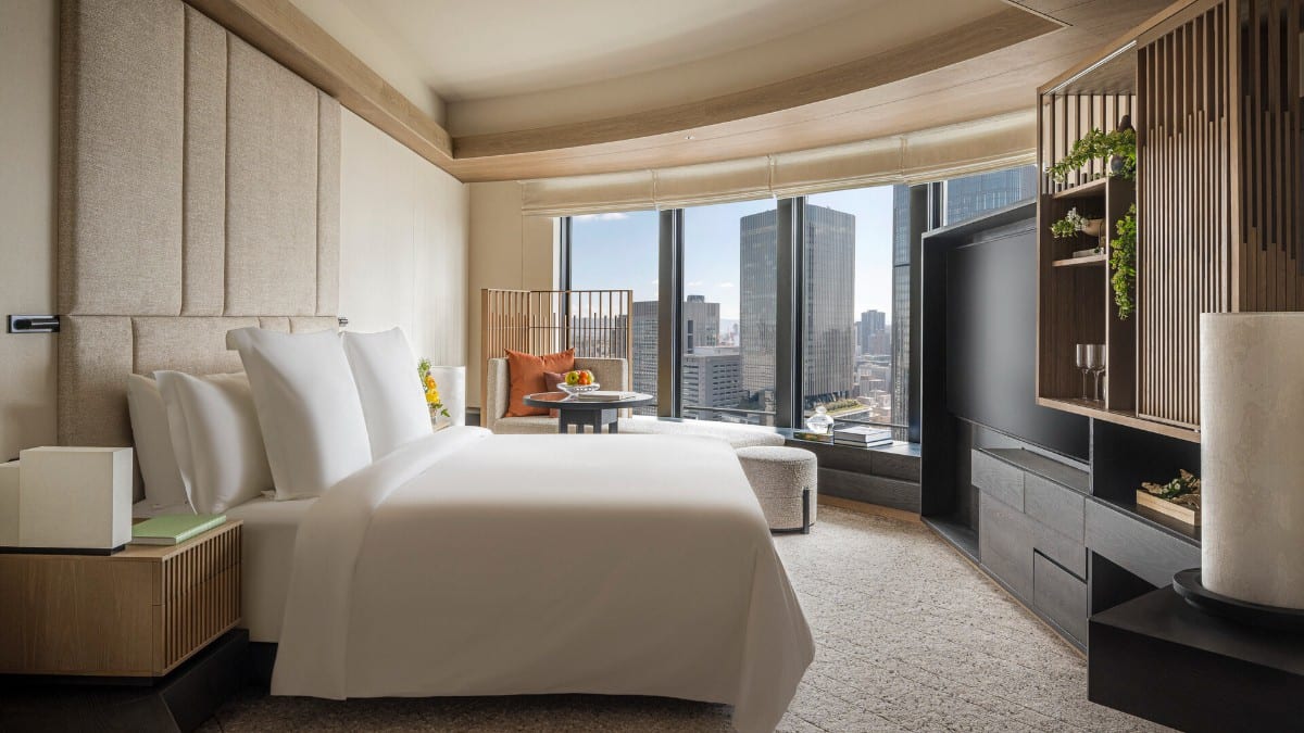 Schlafzimmer im Four Seasons Hotel Osaka