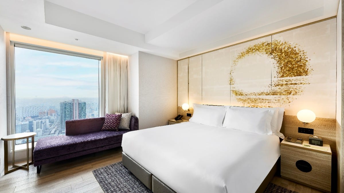 Schlafzimmer im Centara Grand Hotel Osaka