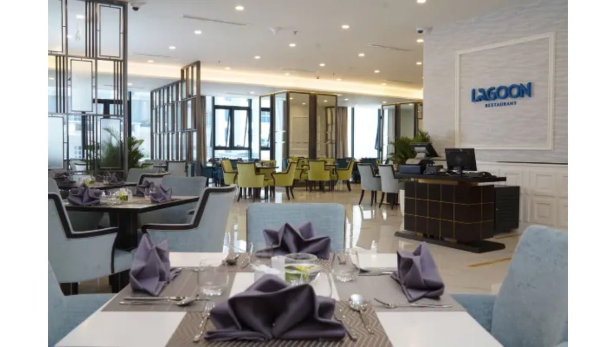 Restaurant im Vinpearl Beachfront Nha Trang