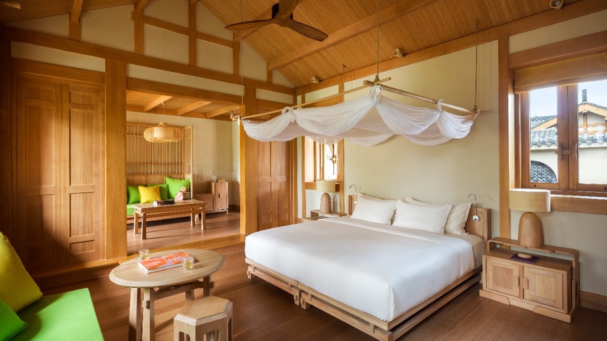 Schlafzimmer im Six Senses Qing Cheng Mountain